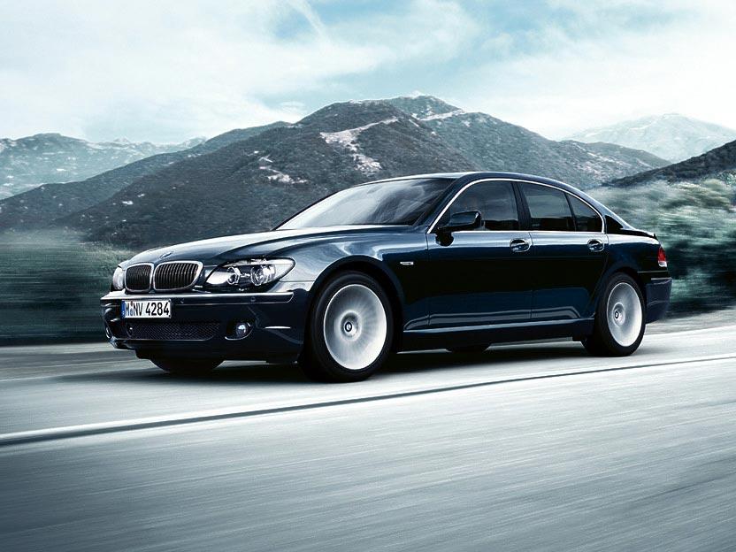 Photos: Car: BMW 750i (pictures, images)