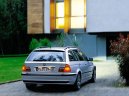 Photo: Car: BMW 330i Touring